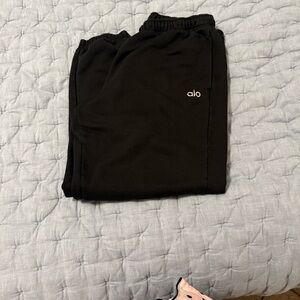 ALO Yoga Accolade sweatpants